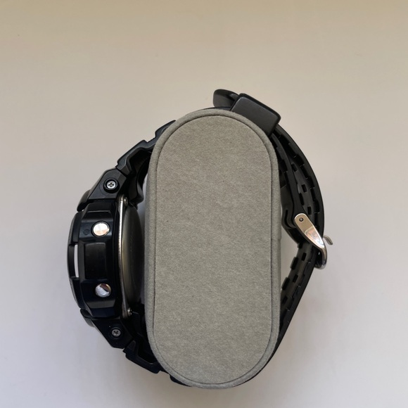 casio G-Shock AWG-101 multi-band Solar Atomic Watch - Picture 3 of 11